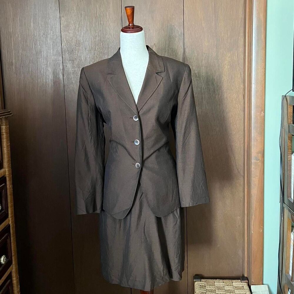 Kasper Women's Brown Jacket and Skirt Suit Set